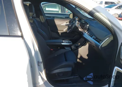 2023 BMW X1 xDrive28I из США, поврежденный, VIN WBX73EF09P5X55562